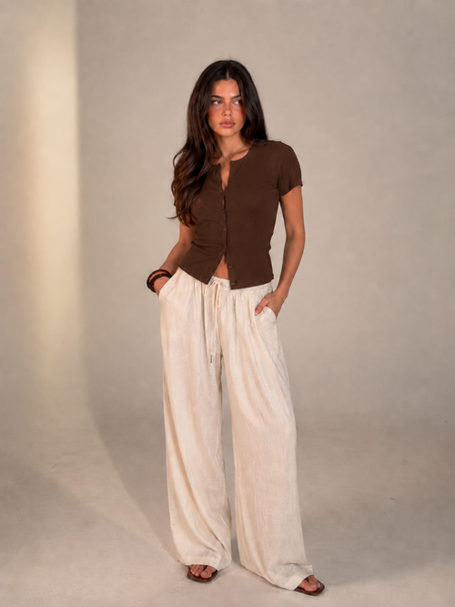 BROWN BUTTON TOP